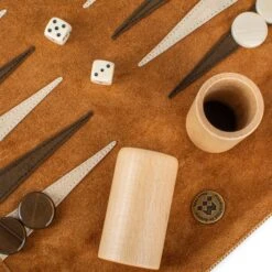 Backgammon De Voyage - Roulable - Cuir Marron -Périphériques De Jeu backgammon de voyage roulable cuir marron backgammon en cuir de voyage 696369