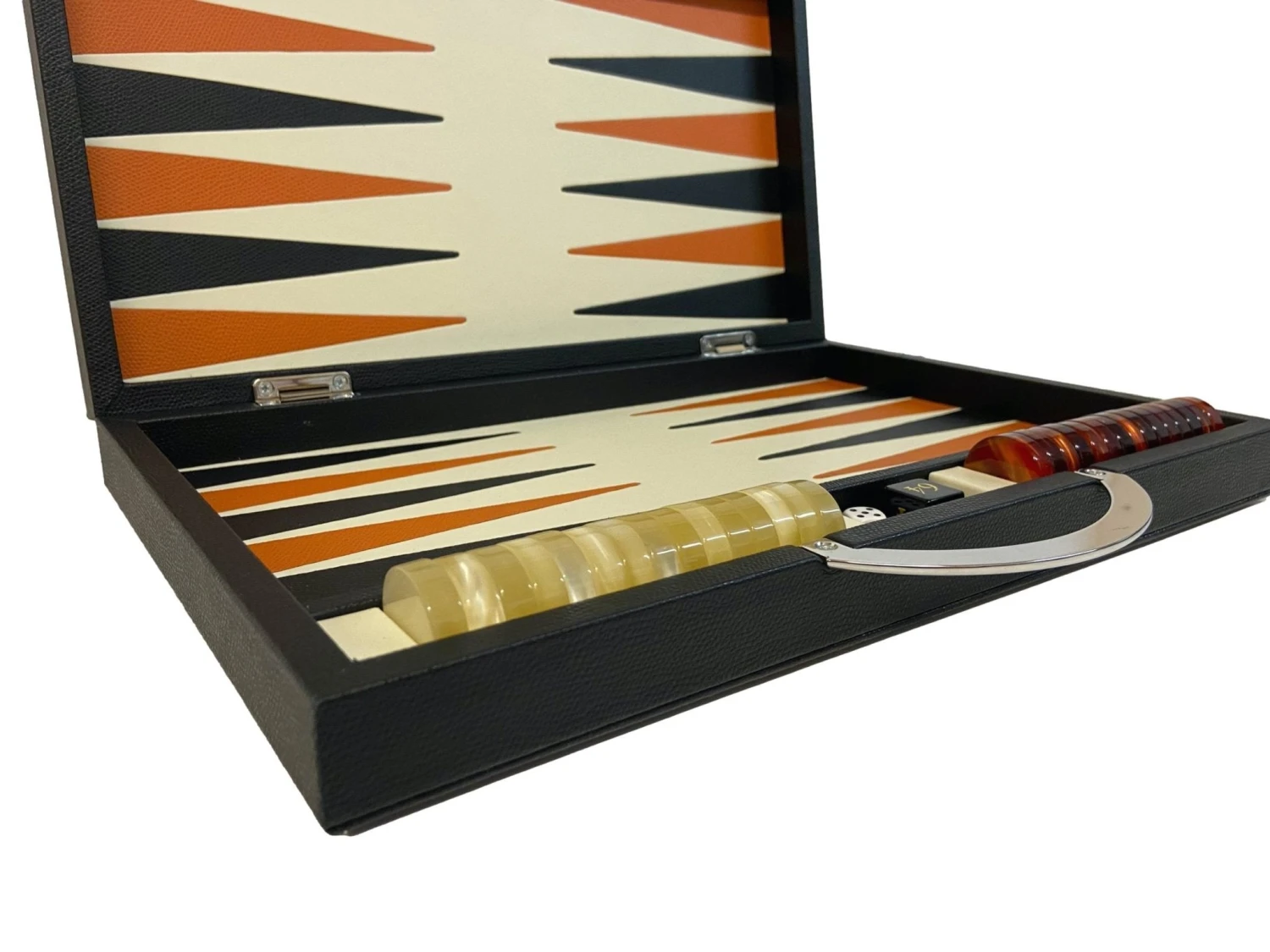 Backgammon En Cuir Véritable MM - Noir / Orange - Renzo Romagnoli 13 Backgammon En Cuir Véritable MM - Noir / Orange - Renzo Romagnoli – Image 11