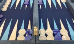 Backgammon Hector Saxe - Jean's Bleu Clair - Grand -Périphériques De Jeu backgammon hector saxe jeans bleu clair grand backgammon en cuir vegan 889883