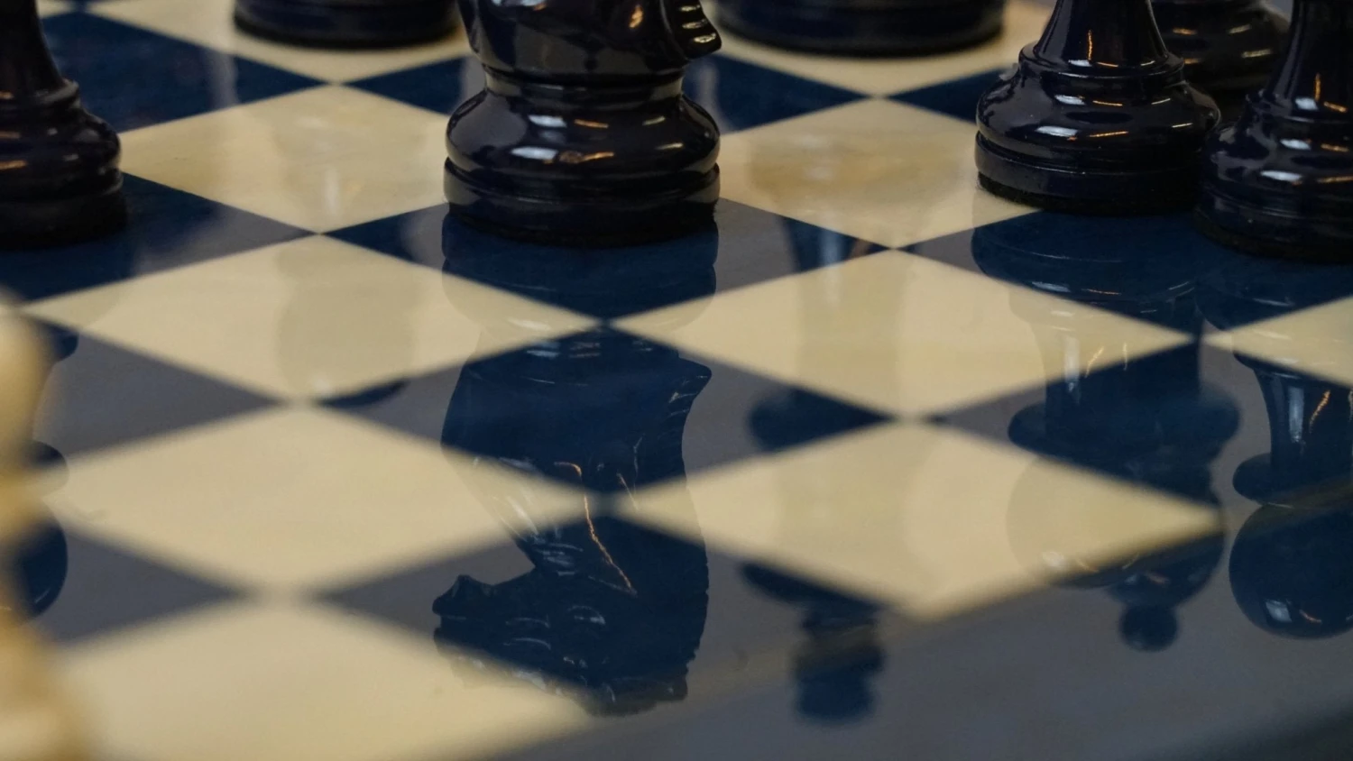 Ensemble Bois Laqué Bleu 7 Ensemble Bois Laqué Bleu – Image 5