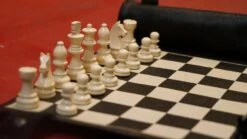 Ensemble D'échecs Roulable Magnétique - Cuir Véritable - Noir -Périphériques De Jeu ensemble dechecs roulable magnetique cuir veritable noir ensemble dechecs luxe classique jeu dechecs de voyage en cuir veritable 303251