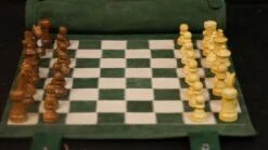 Ensemble D'échecs Roulable Magnétique - Cuir Véritable - Vert -Périphériques De Jeu ensemble dechecs roulable magnetique cuir veritable vert ensemble dechecs luxe classique jeu dechecs de voyage en cuir veritable 237762