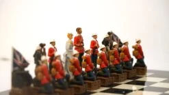 Ensemble Les Anglais Contre Les Zoulous- Laqué Noir -Périphériques De Jeu ensemble les anglais contre les zoulous laque noir ensemble echecs decoratif 212502