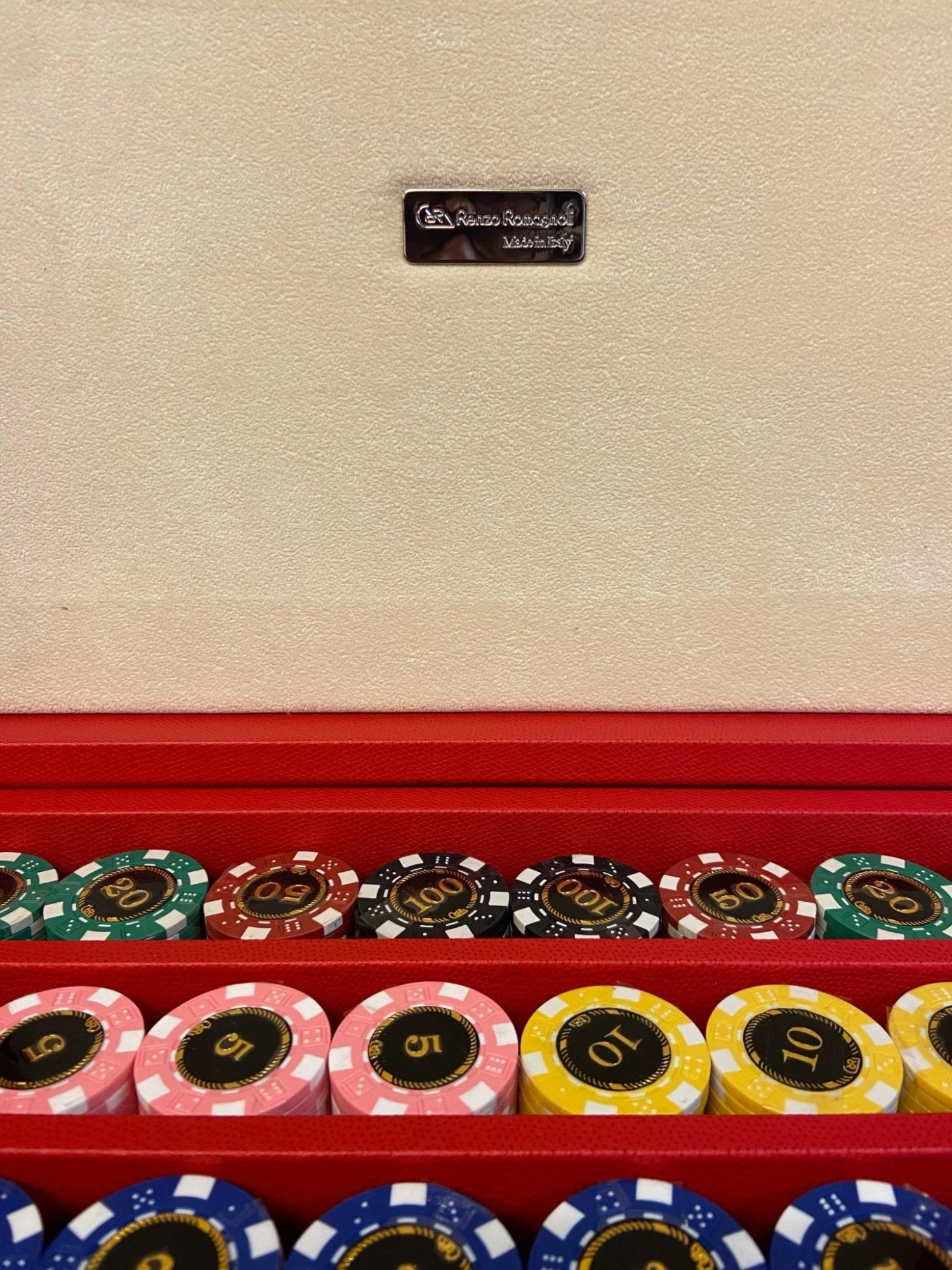 Mallette De Poker En Cuir Grainé - Rouge 4 Mallette De Poker En Cuir Grainé - Rouge – Image 2