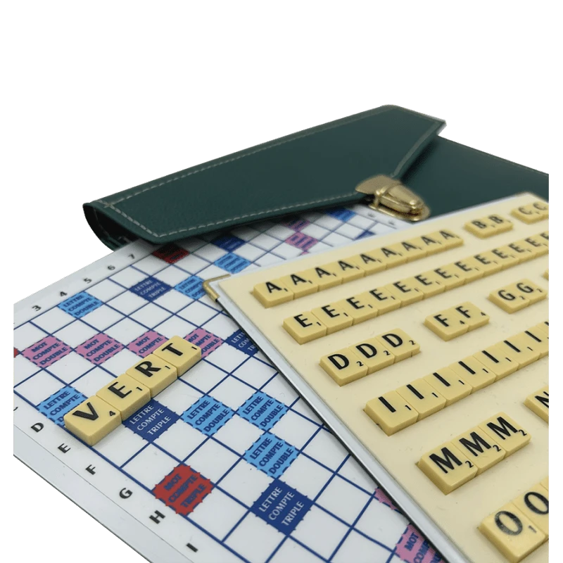 Scrabble Cuir Vegan - Magnétique - Vert 6 Scrabble Cuir Vegan - Magnétique - Vert – Image 4